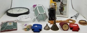lot 101 image: Assorted Housewares