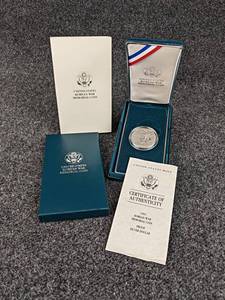 1991 Korean War Memorial Coin -90% Silver