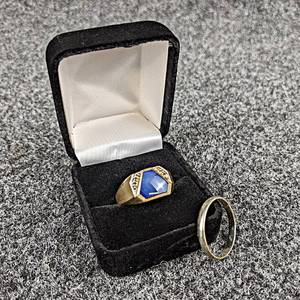 Pair of 14K Gold Rings