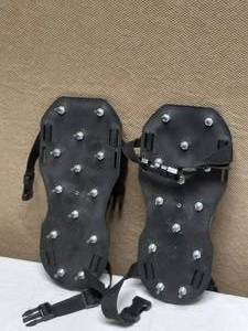 SHOE SPIKES