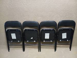 4 FOLDING CHAIRS