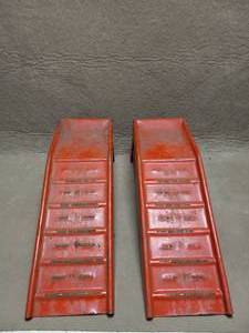 CAR RAMP