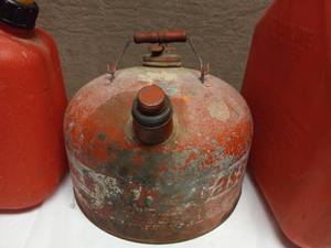 (3) GAS CANS