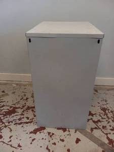 2 DRAWER FILING CABINET