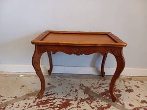 VINTAGE WOODEN END TABLE