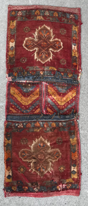 lot 277 image: Small Handmade Persian Oriental Rug Carpet