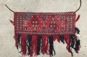 lot 302 image: Handmade Persian Oriental Rug Carpet - Large Finge