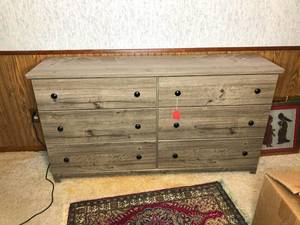 lot 315 image: Perdue Woodworks Horizontal Dresser in Weathered Ash