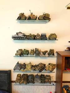 lot 320 image: Large Group of Model Tanks and Military Vehicles