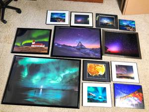 lot 94 image: Lrg Grp 12 Picture frames with images of the world