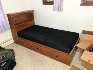 lot 350 image: Wooden Twin Bed w Bookshelf and 3 Storage Drawers