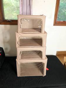lot 347 image: Set of 4 Periea Collapsable Storage Containers.