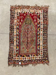 lot 251 image: Handmade Persian Oriental Rug Carpet - Prayer or tree