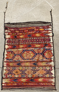 lot 260 image: Rare Handmade Persian Oriental Carpet Bag