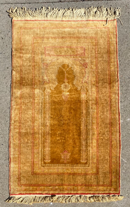 lot 268 image: Handmade Persian Oriental Rug Style Tent Door Cover