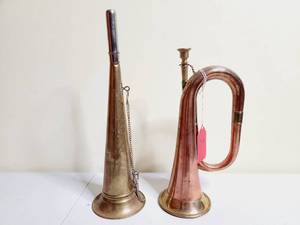 lot 406 image: 2 Brass Fox Hunting Horns