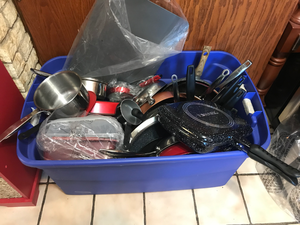 lot 489 image: Large Plastic Bin Full of Pots and Pans