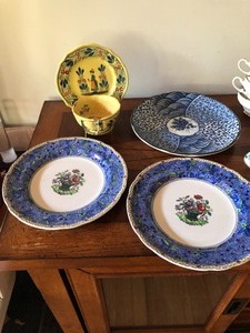 lot 592 image: 35 Ceramic and China Dishes
