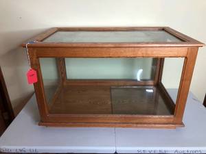 lot 424 image: Oak Wood and Glass Case