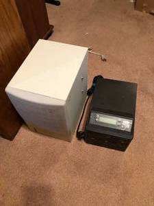 lot 518 image: Box Misc. Electronics