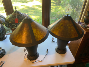 lot 6 image: Pair Mission Style Table Lamps