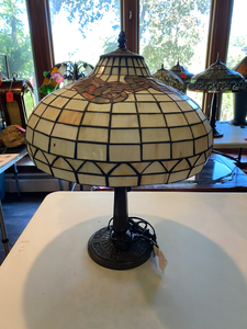 lot 30 image: Round Tiffany Style Table Lamp