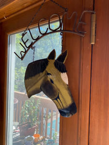 lot 80 image: 2 Metal Horse Sculptures and 1 Metal Hose Wall Hanging