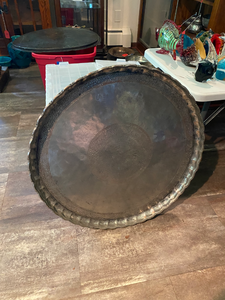 lot 126 image: Lrg Antique Islamic Metal Tray - Decorated Rim