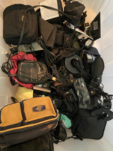 lot 128 image: Large Lot of Digital Cameras & Supplies