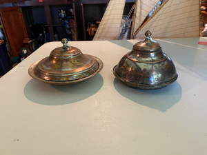 lot 148 image: Grp 2 Antique Islamic Metal Food Servers