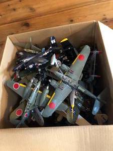 lot 453 image: Huge Group of Model Airplanes