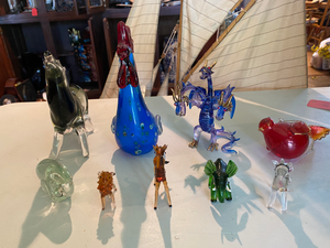 lot 497 image: 9 Art Glass Animal Figurines