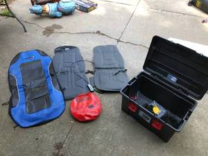 lot 636 image: Group of Car and Vehicle Accessories
