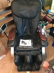 lot 427 image: Best Massage BM-06C Massage Chair