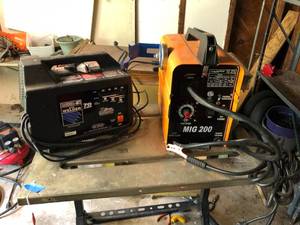 lot 726 image: Two Welding Generators