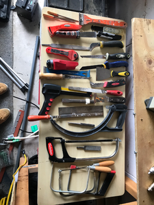 lot 611 image: Assorted Hand Saws and Blades