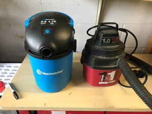 lot 618 image: Pair of Small Shop Vacuums