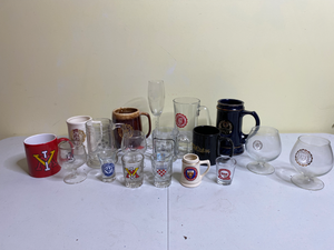 lot 223 image: Lrg Group of Branded Glassware Bar Items
