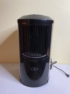 lot 312 image: Boston Innovative Products Humidifier