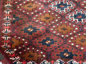 lot 567 image: Handmade Wool Rug Carpet Bag Face