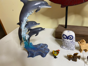 lot 684 image: Group of Animal Themed Sculptures