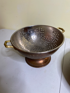 lot 687 image: Pair of Copper or Metal Dishes
