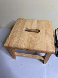 lot 688 image: Pair of Wooden Stands