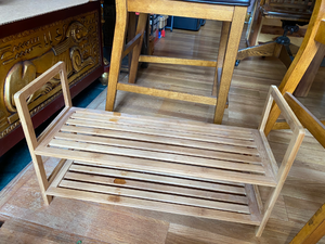 lot 790 image: Small Wooden Shoe Rack