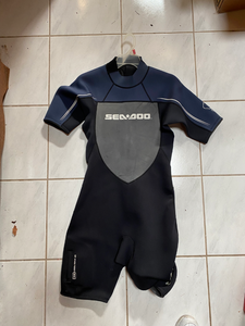 lot 792 image: Sea-Doo Mens Wetsuit