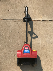lot 750 image: Toro Power Shovel Snow Blower