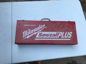 lot 647 image: Milwaukee Sawzall Plus