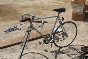 Raleigh Reliant 24 Mens 10-speed Street Bike  Gray