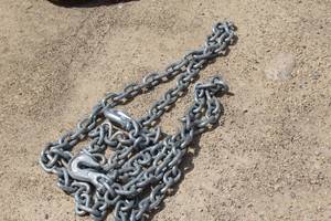 16 Tow Chain with Hook Ends