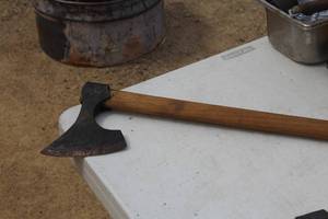 24 Hatchet